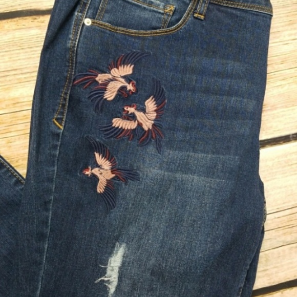 NWT Kensie Jeans Skinny Ankle Distressed Size 2 - Picture 3 of 5